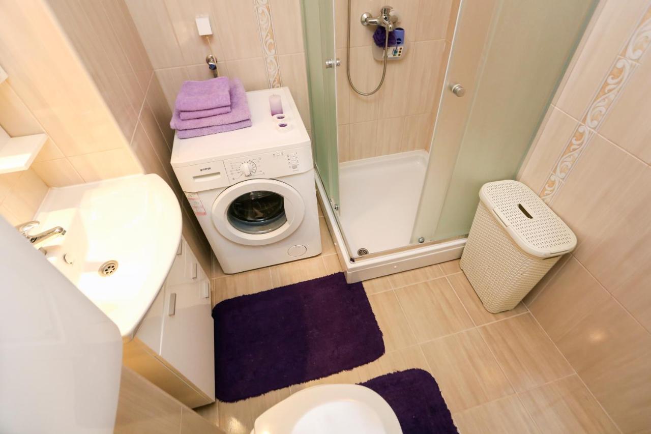 Modern Apartment With Free Parking Novi Sad Ngoại thất bức ảnh